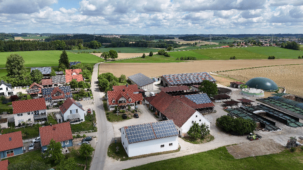 1764233595719491.png SolaX TRENE Energiespeichersystem installiert in einem Milchviehbetrieb