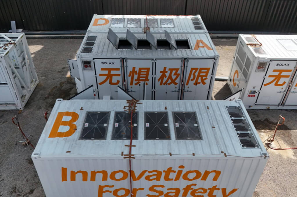 Testaufbau für Energiespeicher Testaufbau für Energiespeicher